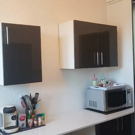 Appartement Charleville Apartment *